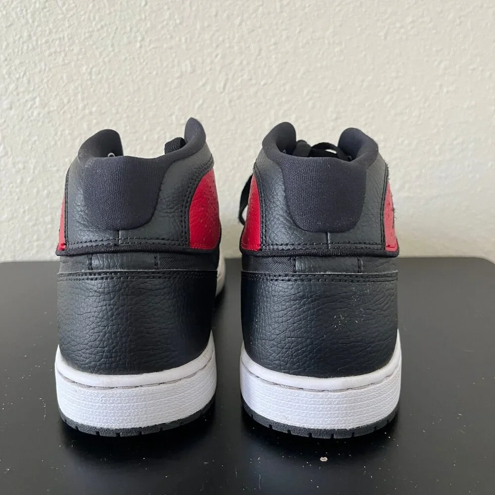 Nike Jordan Men's Access Black Gym Red White Size 9 Style AR3762-006